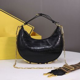 Sac à aisselle Praphy pour femmes, sacs à bandoulière demi-lune en cuir véritable motif Crocodile, lettres de mode en bas, large sangle Blac288N