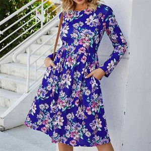 Vrouwen Print Retro Jurk Lange Mouw Herfst Mode Ronde Neck A-Line Taille Toon Dun Medium Lengte Temperament Verschillende kleuren 210522