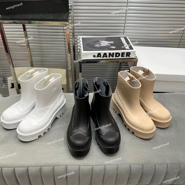 Femmes Raina Rain Boot Chaussures Designer Fashion Bottines en caoutchouc de haute qualité Bottines en relief en mousse à base biologique pour l'extérieur Plate-forme Fond épais Bottes de pluie antidérapantes 35-40