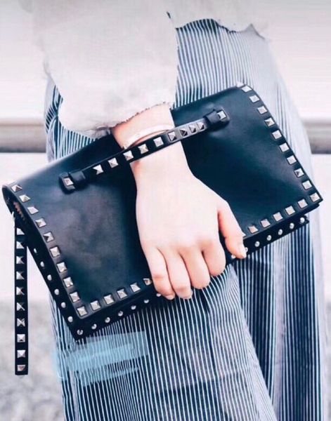 Femmes en cuir véritable goujons pochettes Desiger luxe peau de vache chaîne bandoulière sac à bandoulière mode Rivets sacs à main et sacs à main pochette de jour pour soirée 2489