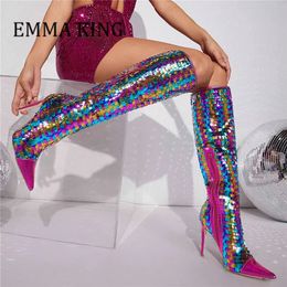 Femmes rectangulaires paillettes genou bottes hautes sexy bout pointu talon aiguille bottes multicolores balle fête Bling robe chaussures 44 240227