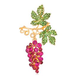 Femmes strass raisin fruits broche broche pour femmes Cardigan châle pince bijoux cadeau