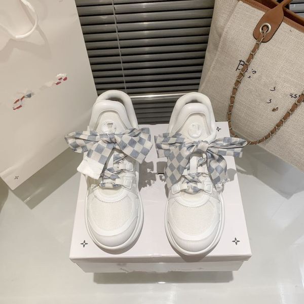 Femme Decoration Ribbon Connect Sneaker SECH SOLE DAD SHOSTES PLATSAGE SALSHEURS FEMMES FEUNÉS TRACLER POURTÉE Dame Designers Shoe 01