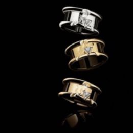 Damen-Ring, luxuriös, Designer-Herren- und Damen-V-Form, Zirkonia, modischer Stil, klassischer Schmuck, 18 Karat vergoldet, Rosenringe, Größe 6–9