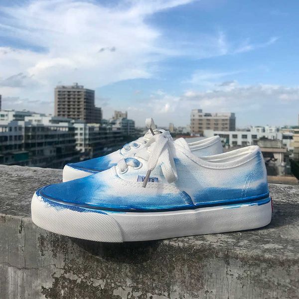 ¡Novedad de 2021! Zapatos de grafiti versátiles coreanos para mujer, zapatos blancos bonitos para estudiantes, zapatos de lona finos de verano Y0907