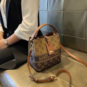 Sac à main imprimé seau pour femmes, sac à bandoulière de bonne qualité, nouvelle collection 2023, liquidation