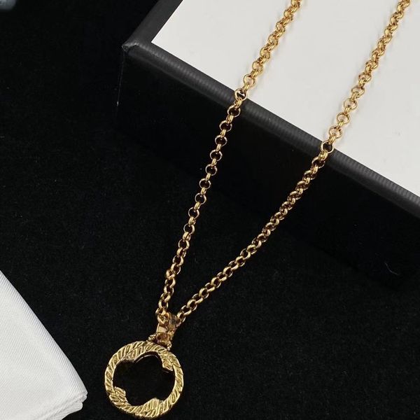 Collier de créateur de luxe pour femmes et hommes, chaîne, bijoux à la mode, pendentif, Design de fête, Hip Hop, Punk, collier pour hommes, déclaration de nom