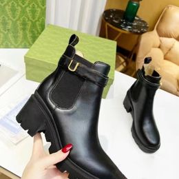 Bottine pour femme en cuir noir brillant designer classique bottes Chelsea talon bloc côtés élastiqués semelle en caoutchouc chaussures de luxe 05