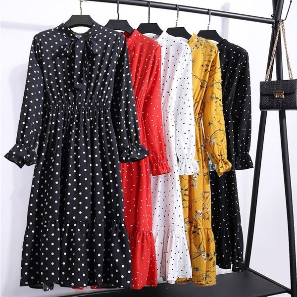 Robes décontractées d'automne pour femmes Black Dot Vintage Floral Imprimé Chemise en mousseline de soie Robe à manches longues Bow Midi Robes Plus Taille 210316