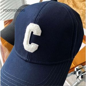 Chapeau d'automne pour femmes c-lettres de baseball Baseball Caps d'hiver Ball CELI ARCELI CATS DE BASEAL BRROIDE BROIDE BROIDE POUR STARS FEME NAVY Black Hat Celi Hat P927