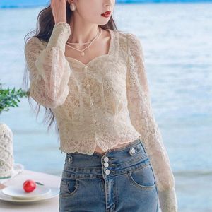 Damesblouses 2023 Lente Herfst Vrouwen Vintage Lantaarn Volledige mouw Beige Kanten Top Blouse Vrouw Kleding Peren Knop Tops Shirt