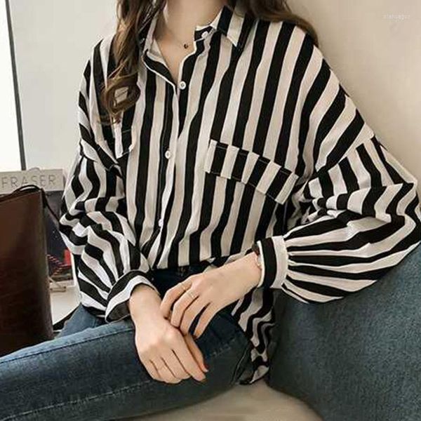 Blusas de mujer 2023 primavera blusas sueltas para mujer camisa abotonada de rayas blancas y negras mujer Casual manga larga dobladillo Irregular blusa de talla grande