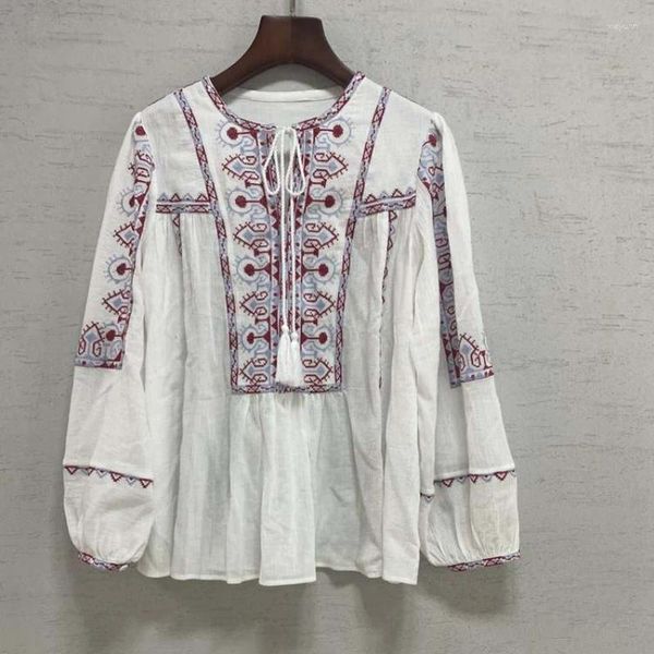 Blouses pour femmes 2023 été dames motif de broderie gland cravate col rond chemise