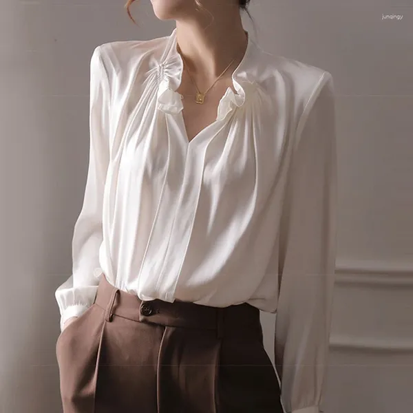 Blouses pour femmes 2024 lâche soie décontracté plissé à manches longues hauts femmes vintage chemise col en v élégant satin blanc chemisier mode 26988