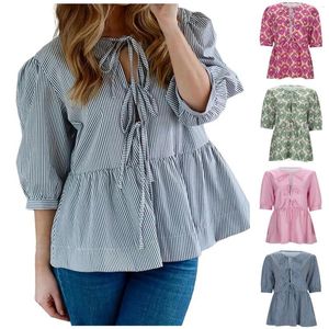 Women's Blouses 2024 Puff Sleeve Lace Up Peplum Shirts Hollow Out Bow Tie Ruffle and Tops Summer Elegant vrouwelijk gestreepte bedrukt shirt