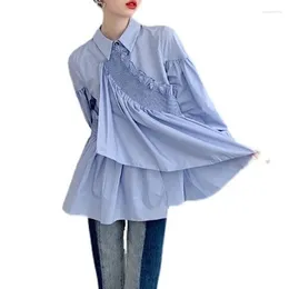 Blouses pour femmes 2024 Polon de mode printemps et automne avec bords à ébauche petit chemise de design avancée irrégulière unique paresseuse
