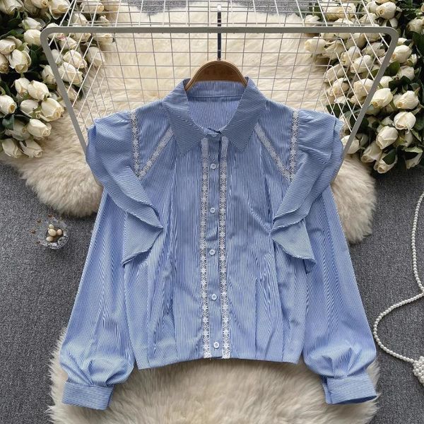 Blouses pour femmes 2024 en dentelle printanier Hollow Out Ruffles Blue Striped Shirted Automne Long Manchet Single Breasted White Loose