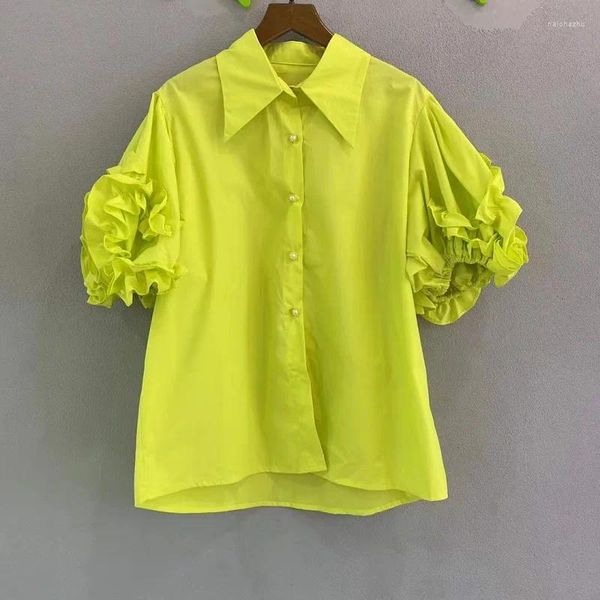 Blusas de mujer 2024 Camisas de moda de verano Mujeres de alta calidad Cuello vuelto Volantes Flores Manga corta Casaul Púrpura Verde Blanco Rojo