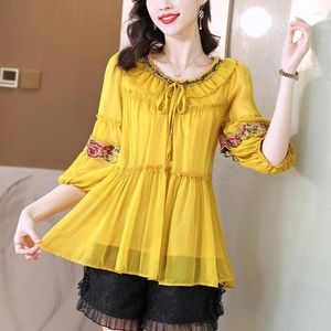 Women's Blouses 2024 Zomer Mulberry Silk Flower Borduurde top Losse grote maat westerse stijl slanke kleine shirt chiffon