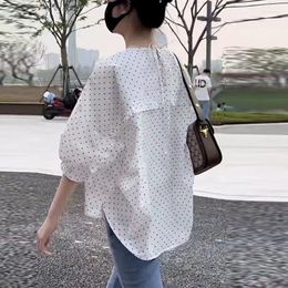 Blouses des femmes 2024 Summer Femmes Pure Coton Polka Dot O-cou Shirt Ruffle coréen Loose Lantern Skeve Top Clothing