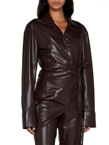 Blouses pour femmes chemises de design asymétrique fausse en cuir mode lacet 2024 Collier de redressement du printemps avec boutons