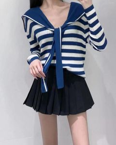 Chemisiers pour femmes Produits d'automne et d'hiver de marques de créateurs minoritaires en 2023: Vintage Stripe Long Sleeve Sailor Navy Collar Knitted Cardig