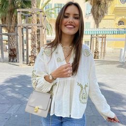 Blouses Femmes AYUALIN Vintage Blouse de broderie florale hauts automne lâche Boho Blusas 2024 décontracté col en V chemise à manches longues pour les femmes