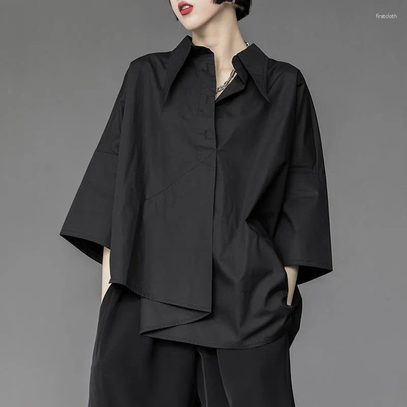 女性のブラウスbabyoung blouse非対称のrajuku日本語韓国スタイルの黒い白いシャツルーズボタンアップトップカジュアルサマーファッション