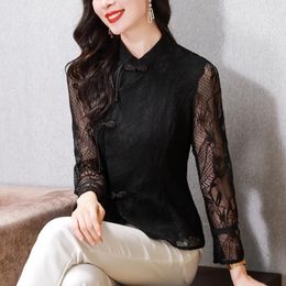 Blusas de mujer estilo chino mejorado cheongsam top para mujeres 2023 primavera y verano retro hebilla femenina elegante encaje negro hueco delgado