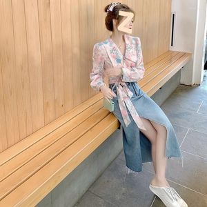 Blouses voor dames kleding bloemenoverhemden en volledige mouwen top voor vrouw kawaii met boog chiffon schattige luxe ontwerper mooi