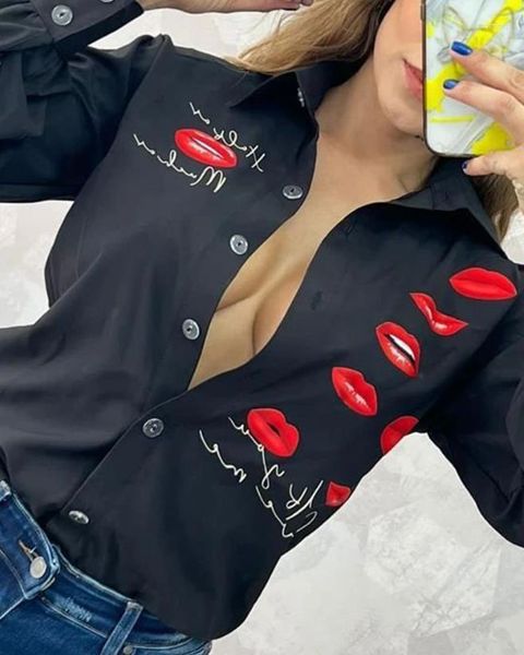 Blusas de mujer Camisa de manga larga con estampado de labios y letras Diseño abotonado Verano 2023 Moda diaria para mujeres europeas americanas