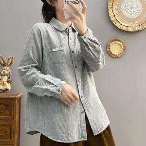 Blusas de mujer Hilo de algodón Mujeres gris Japón Harajuku Moda Camisas de manga larga Botón Camisa de otoño