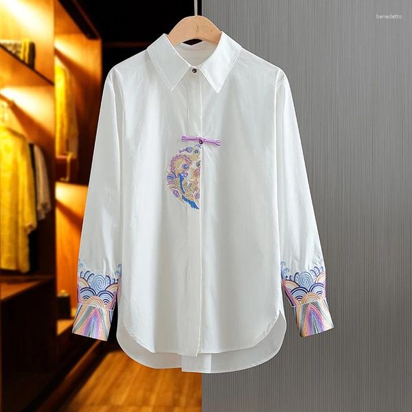 Blouses des femmes Élégant blanc exquisement brodé Coton pour femmes 2024 Spring and Automn Abled Chinesed Chinesed Casual Shirt