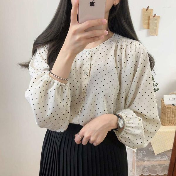 Blouses pour femmes Automne Conception Tops Femmes Mignon Doux Style Preppy Filles Japon Corée Vêtements De Base Porter Polka Dot Bouton Chemises Blouse 9310