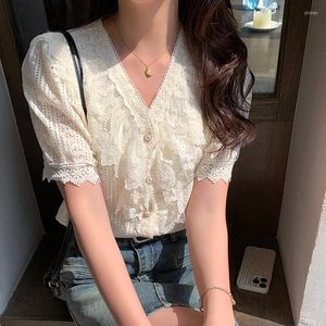 Vrouwen Blouses Mode Ruffle Chiffon Shirt Dame Elegante Zoete Knop Kleding Zomer Kanten Blouse Koreaanse V-hals Bladerdeeg Korte Mouw Tops 25355