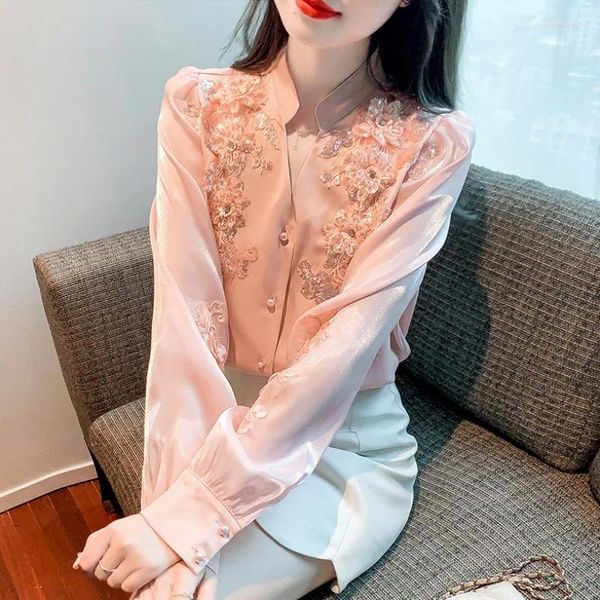 Blouses pour femmes Fashion Satin Shirt Femme 2024 Spring Korean Style Stand Collar Machine Machine à broderie