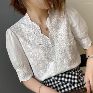 Blouses pour femmes Fashion Summer femme blanc Blouse coton 2024 Shirts élégants élégants élégants creux