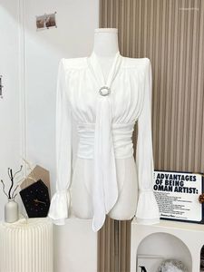 Blans des femmes French Elegance White Ins Femmes Tops Sleeve Simple Korean Office Coréen Lady Sweet V-Neck Murffon Shirts Formal Occasion
