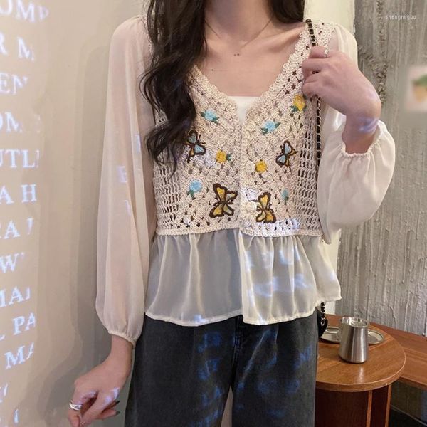 Blusas de mujer Estilo francés Mujer Otoño Gasa Puff Blusa de manga larga Bordado de mariposa Hollow Out Crochet Knit Peplum Top Camisas