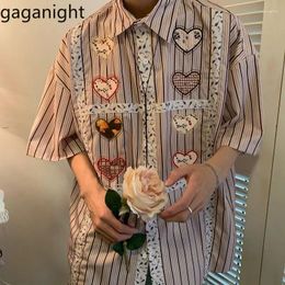 Blouses Gaganight vrouwen voor vrouwen zachte stijl verticale strepen shirt met korte mouwen 2024 Koreaanse versie los vintage liefde borduurwerk