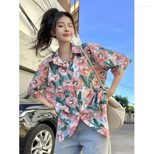 Blouses Femmes Chemises à fleurs hawaïennes Peinture à l'huile de rose Blouse esthétique pour femmes Bouton lâche Cardigan Manteaux Tops d'été Coréen