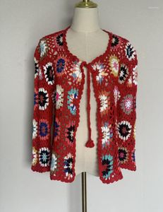 Chemisiers pour femmes Vacances Rouge Crochet Manteaux Femmes Rétro Crochet Évider Wrap Chemises Automne Cardigans Tops