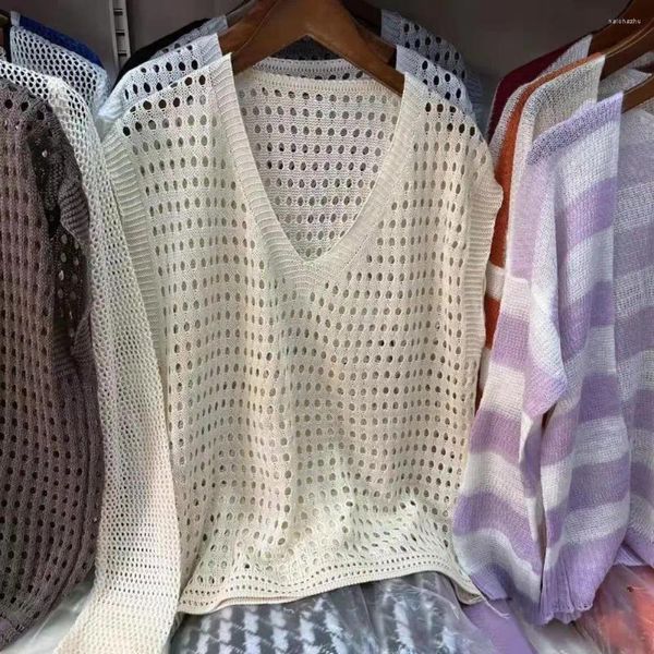 Blouses pour femmes Hollow en tricot d'été élégant haut de tricot à col élégant avec des manches courtes des concepts solaires pour le streetwear