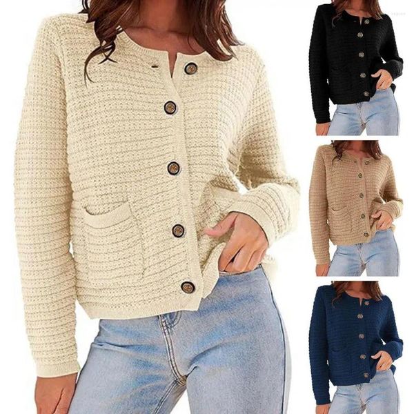 Blouses Femmes Coréen Mode Pull Cardigan Blanc Noir Tricoté Femmes 2023 Hiver Court Simple Boutonnage À Manches Longues Tops Fem