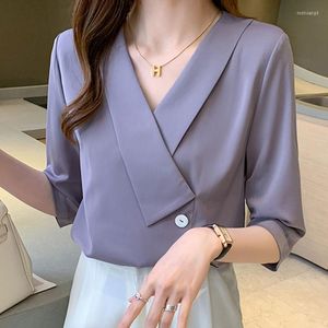 Blouses pour femmes Coréen Col En V Chemise Femme Top En Mousseline Et Chemisier Blusas Mujer De Moda 2023 Verano Élégant Blanc Violet Col Incliné Solide