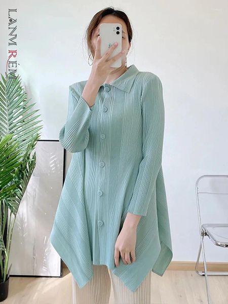 Blouses des femmes Lanmrem Shirts plissés lâches irréguliers pour femmes 2024 Spring Automn Automne Single Breasted Color Color Top Femme