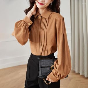 Blouses Niche voor vrouwen ontworpen los geplooide zijde shirt dames temperamentstijl lange mouwen gouden knop mode kleding Koreaans Koreaans