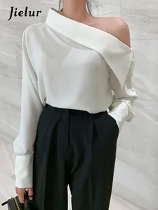 Blous de femme Bureau Lady Korean Style Black One épaule Shirts sexy Femmes Spring été Chlouse froide Chouerie Femme Élégante Tops blancs