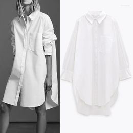 Blusas de mujer PSEEWE, camisa blanca de gran tamaño para mujer, otoño 2023, camisas de manga larga con cuello abotonado, Tops informales con dobladillo asimétrico para mujer
