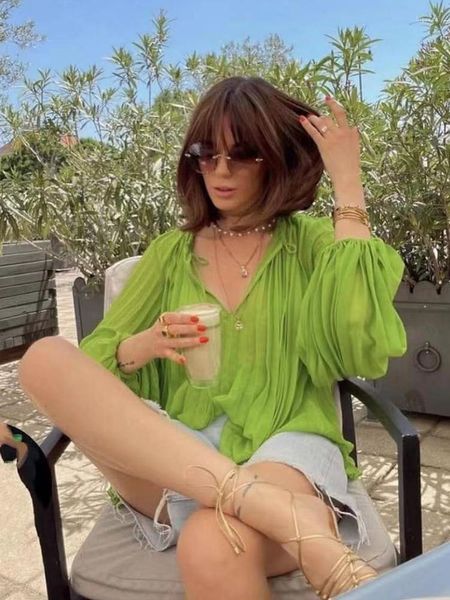 Blouses Femmes PUWD Femmes Vert Plissé Oversize À Lacets Col En V En Mousseline De Soie Top 2023 Dames Chemise Vacances Plage Vintage Lâche Femelle Chic